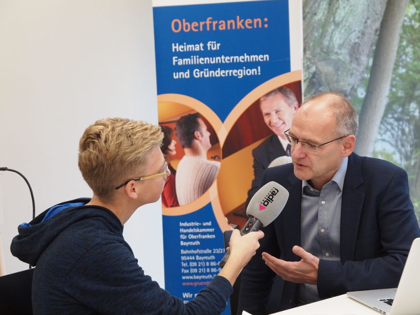 Hermann Hohenberger (rechts) im Interview